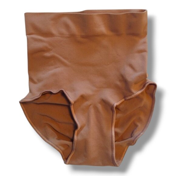 Skims Seamless Sculpt Mid Waist Brief XXS/XS - Picture 2 of 3